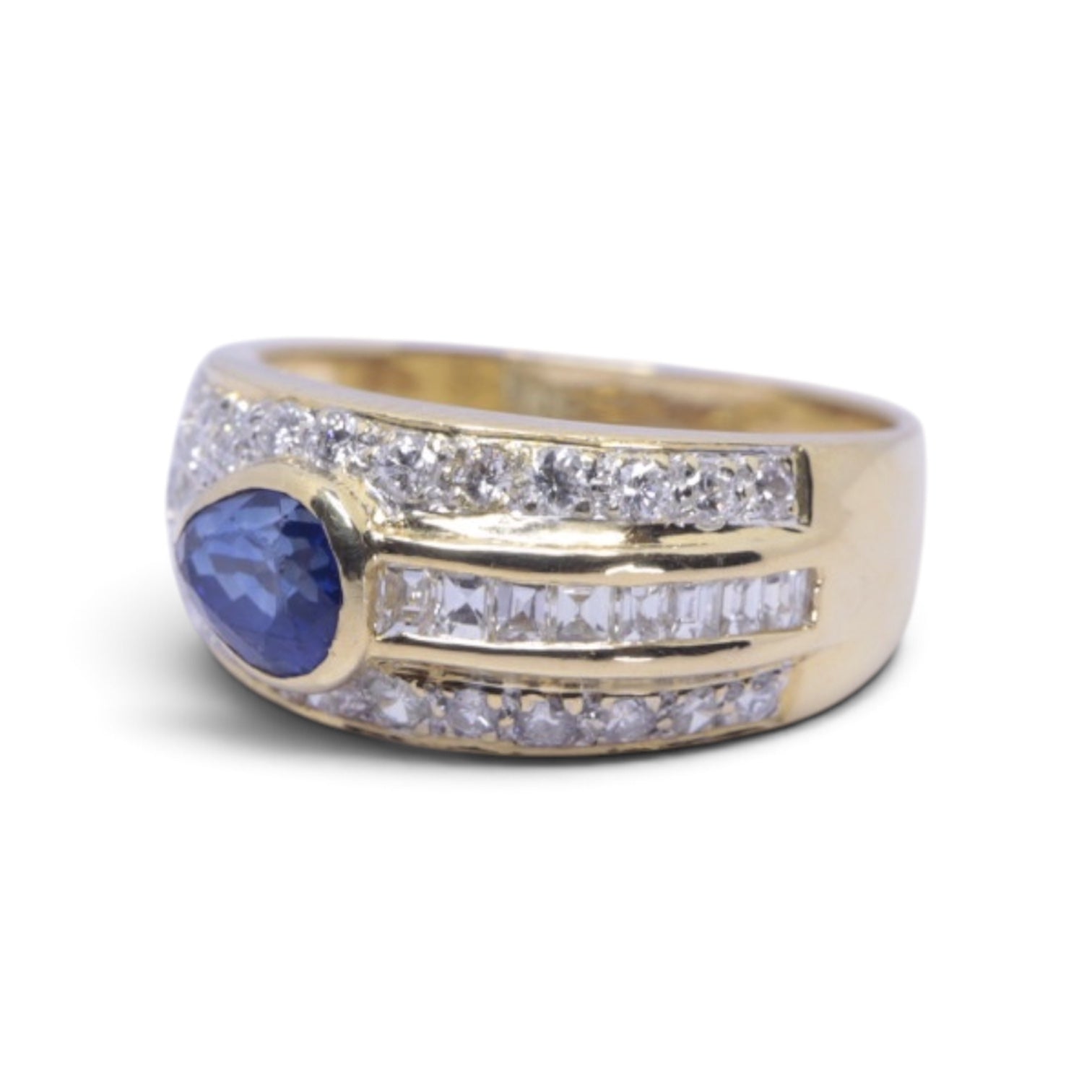 Sapphire diamond statement ring, Syna Jewellery Brisbane